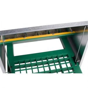 Trapbak voor kippen